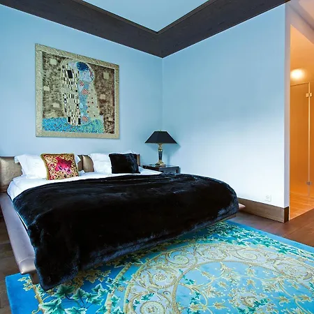 Penthouse *